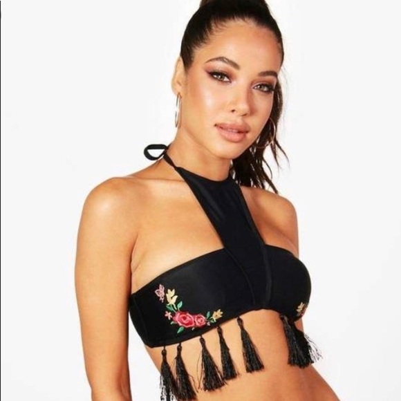 3/$30 Boohoo Beach Embroidered Tassel Bikini Top - Picture 1 of 5